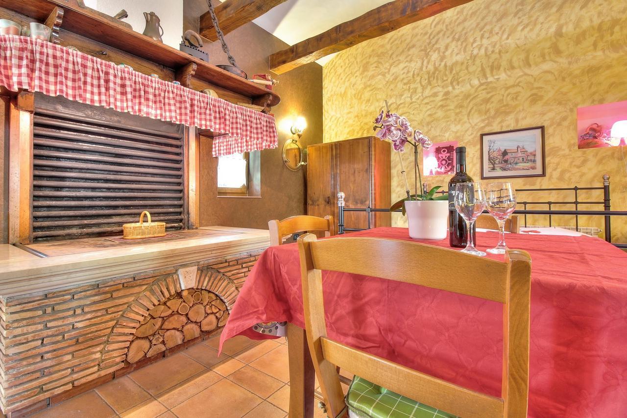Nadia House With Apartments Zambratija  Rom bilde