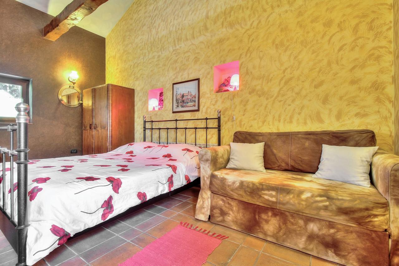 Nadia House With Apartments Zambratija  Rom bilde